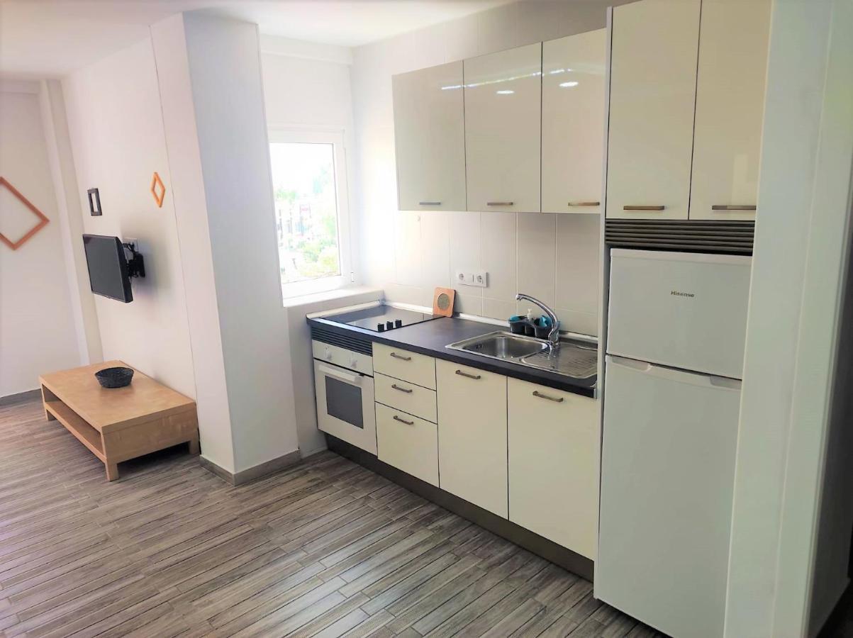 Cris Sol Apartments Лос Кристианос Екстериор снимка