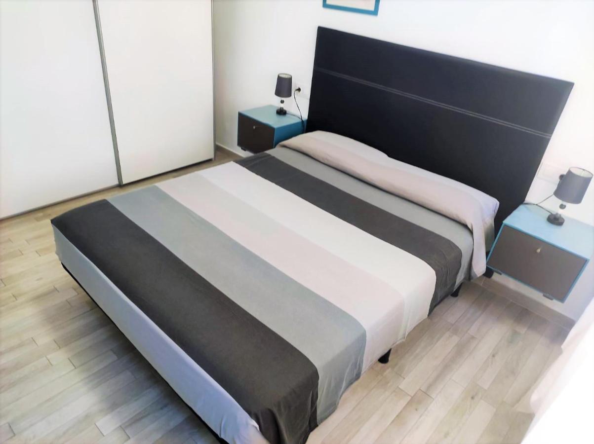 Cris Sol Apartments Лос Кристианос Екстериор снимка