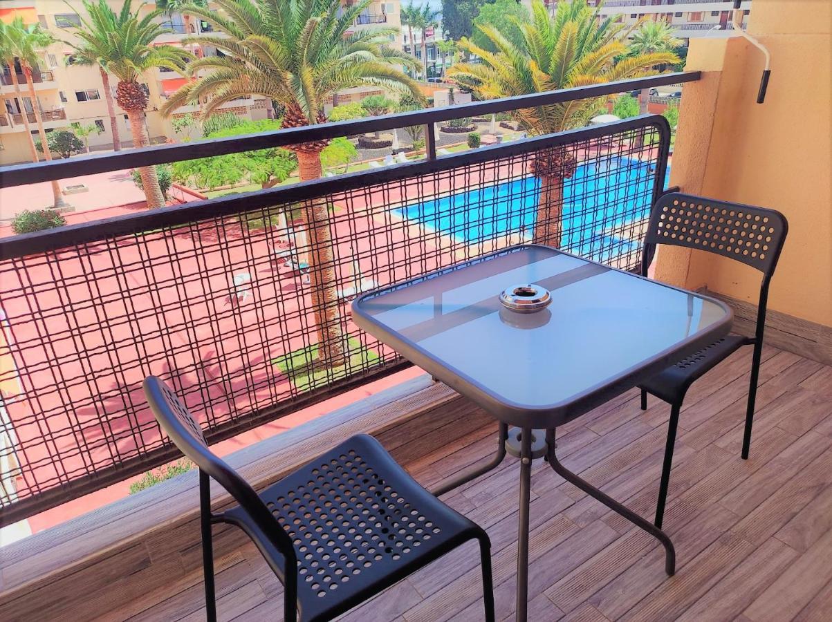 Cris Sol Apartments Лос Кристианос Екстериор снимка