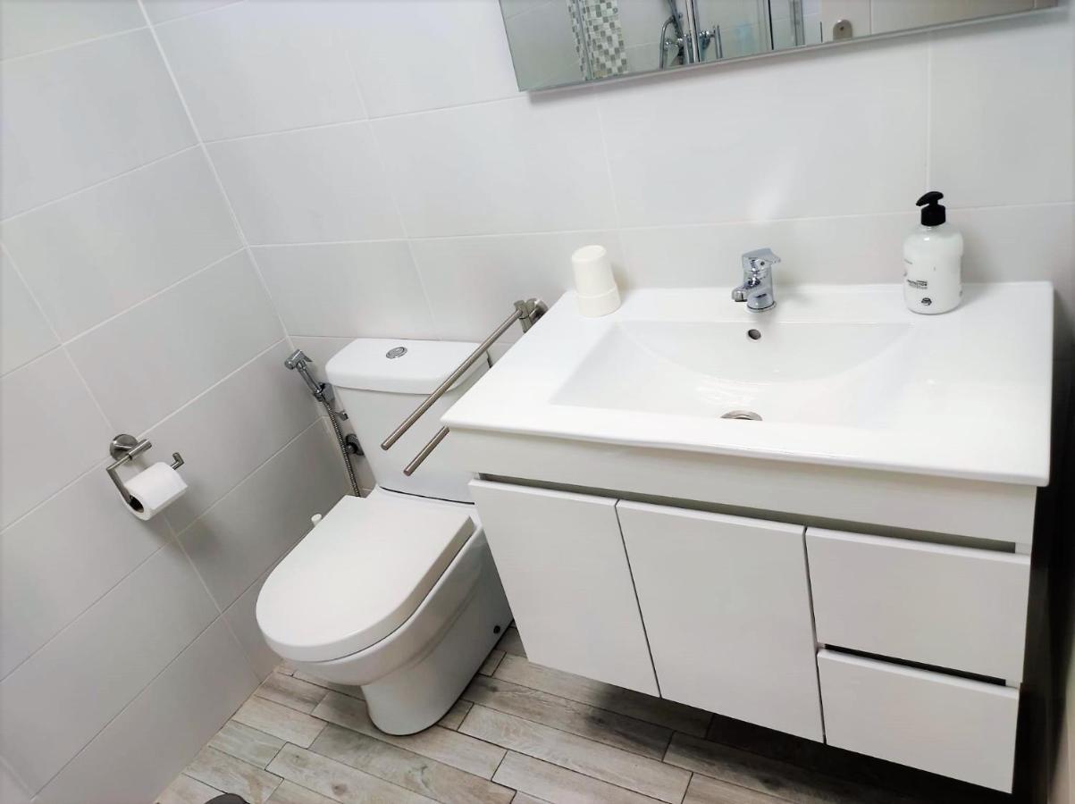 Cris Sol Apartments Лос Кристианос Екстериор снимка